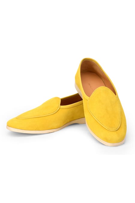 SHUTIQ Yellow Embroidered Otimo Border Shoes