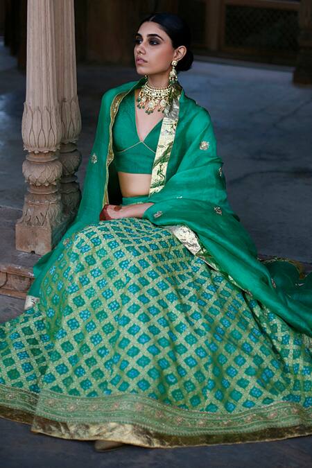 Buy Indian Bridal Dress Green Wedding Lehenga Choli Party Wear Lehenga  Choli Ready to Wear Blouse for Women's Stitched Skirt Online in India - Etsy