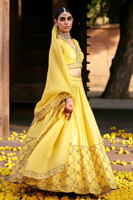 Sabhyasachi Style Yellow Patola Blouse With Beautiful Duppatta & Kalidaar  Lehenga – SONAL & PANKAJ