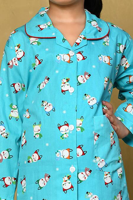 Petite Pomme_Blue Cotton Snow Man Print Night Suit_Online_at_Aza_Fashions