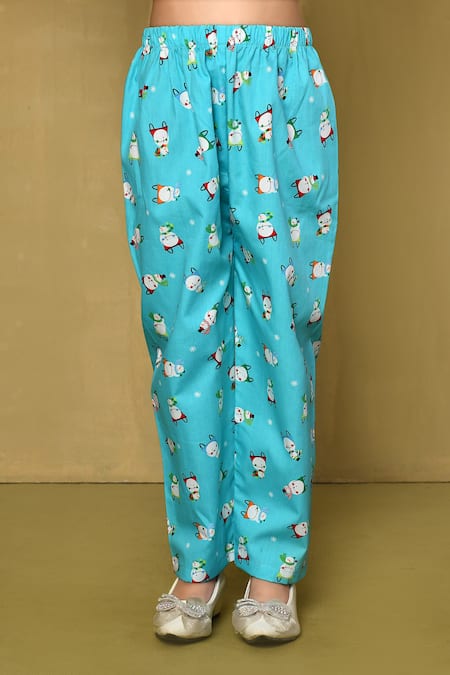 Petite Pomme_Blue Cotton Snow Man Print Night Suit_at_Aza_Fashions