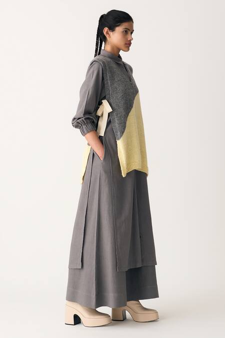 Shop Three Grey Melange Plain Broad Bottom Trouser Online at Aza Fashions Shop_Three_Grey Melange Plain Broad Bottom Trouser _Online_at_Aza_Fashions