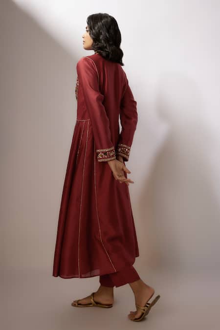 Shop Nadima Saqib Maroon Chanderi, Organza Embroidery, Zari Mandarin Zardosi Kurta Pant Set at Aza Fashions Shop_Nadima Saqib_Maroon Chanderi, Organza Embroidery, Zari Mandarin Zardosi Kurta Pant Set _at_Aza_Fashions