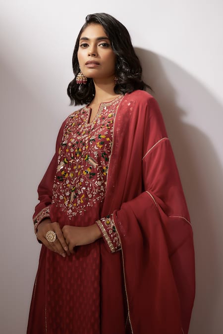 Buy Nadima Saqib Maroon Chanderi, Organza Embroidery, Zari Mandarin Zardosi Kurta Pant Set Online at Aza Fashions Buy_Nadima Saqib_Maroon Chanderi, Organza Embroidery, Zari Mandarin Zardosi Kurta Pant Set _Online_at_Aza_Fashions