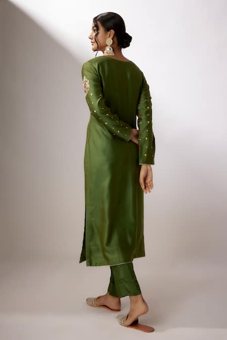 Shop Nadima Saqib Green Chanderi, Net Zari, Pearls Round Zardosi And Embroidered Kurta Pant Set at Aza Fashions Shop_Nadima Saqib_Green Chanderi, Net Zari, Pearls Round Zardosi And Embroidered Kurta Pant Set _at_Aza_Fashions