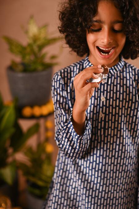 Mini Trails_Blue Cotton, Silk Abstract Print Kurta And Salwar Set _Online_at_Aza_Fashions