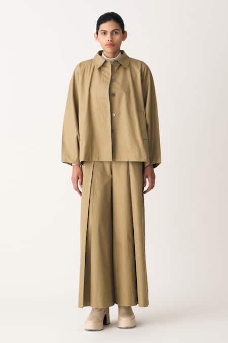 Three Batwing Sleeve Jacket 