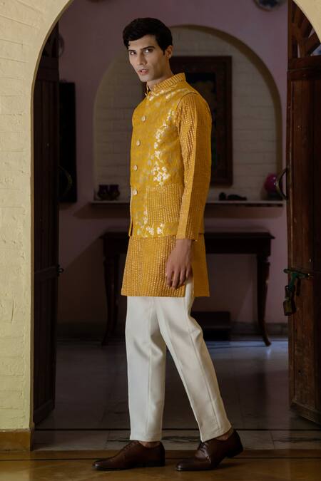 Tajiri Yellow Silk Embroidered Zari Work Bundi Kurta Set Online at Aza Fashions Tajiri_Yellow Silk Embroidered Zari Work Bundi Kurta Set _Online_at_Aza_Fashions
