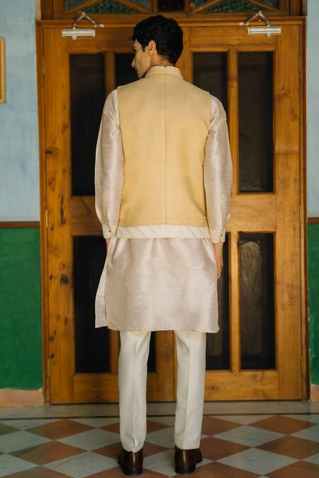 Shop Tajiri Beige Silk, Satin Sequins Bundi Kurta Set at Aza Fashions Shop_Tajiri_Beige Silk, Satin Sequins Bundi Kurta Set _at_Aza_Fashions