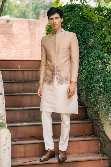 TAJIRI Nazakat Embroidered Bandhgala & Kurta Set 