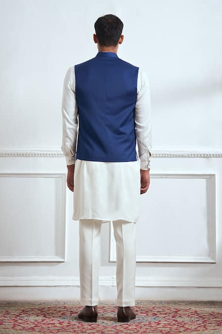 Tajiri Embroidered Bundi & Draped Kurta Set 