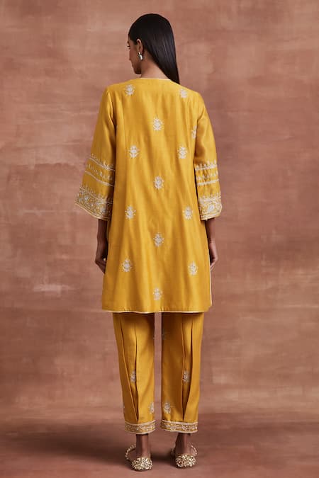 Shop_Sue Mue_Yellow Chanderi Silk Pearls, Sequins, Aarashi Floral Kurta And Salwar Set _at_Aza_Fashions
