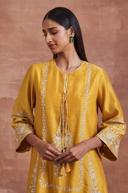 Shop_Sue Mue_Yellow Chanderi Silk Pearls, Sequins, Aarashi Floral Kurta And Salwar Set _Online_at_Aza_Fashions