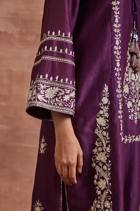 Sue Mue Purple Chanderi Silk Embroidery, Sequins, Vaneet Floral Kurta And Salwar Set Online at Aza Fashions Sue Mue_Purple Chanderi Silk Embroidery, Sequins, Vaneet Floral Kurta And Salwar Set _Online_at_Aza_Fashions