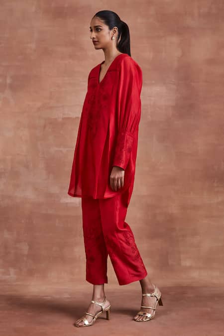 Buy Sue Mue Red , , Embroidery Prisha Floral Kurta And Pant Set Online at Aza Fashions Buy_Sue Mue_Red , , Embroidery Prisha Floral Kurta And Pant Set _Online_at_Aza_Fashions