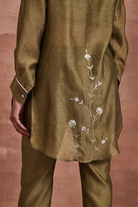 Sue Mue Green Chanderi Silk Embroidery Collared Keya Floral Shirt And Pant Set Online at Aza Fashions Sue Mue_Green Chanderi Silk Embroidery Collared Keya Floral Shirt And Pant Set _Online_at_Aza_Fashions