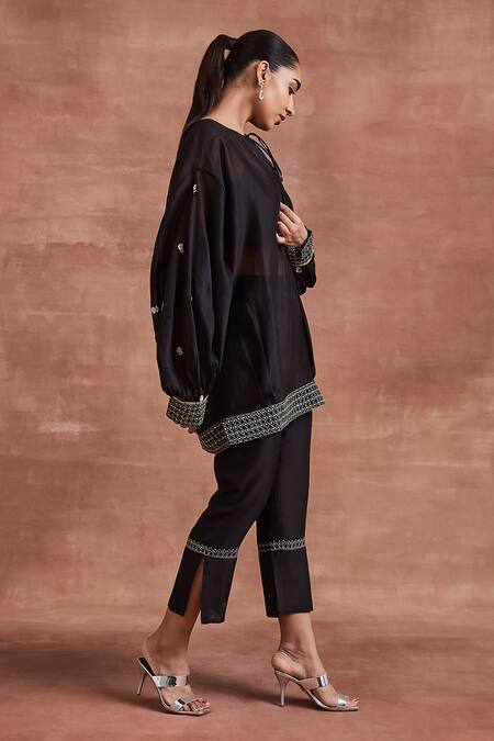 Sue Mue Black Chanderi Silk Embroidery Round Neck Vada Kaftan Top And Pant Set at Aza Fashions Sue Mue_Black Chanderi Silk Embroidery Round Neck Vada Kaftan Top And Pant Set _at_Aza_Fashions