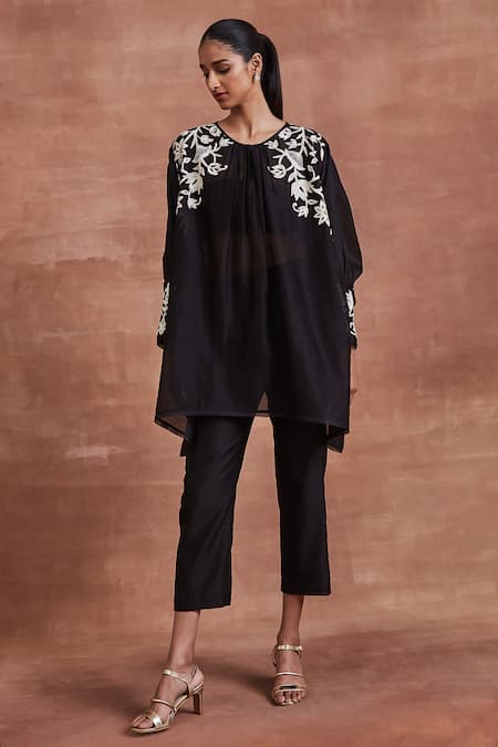 Sue Mue Naisha Embroidered Kaftan Top & Pant Set 