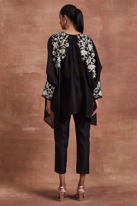 Sue Mue Naisha Embroidered Kaftan Top & Pant Set 