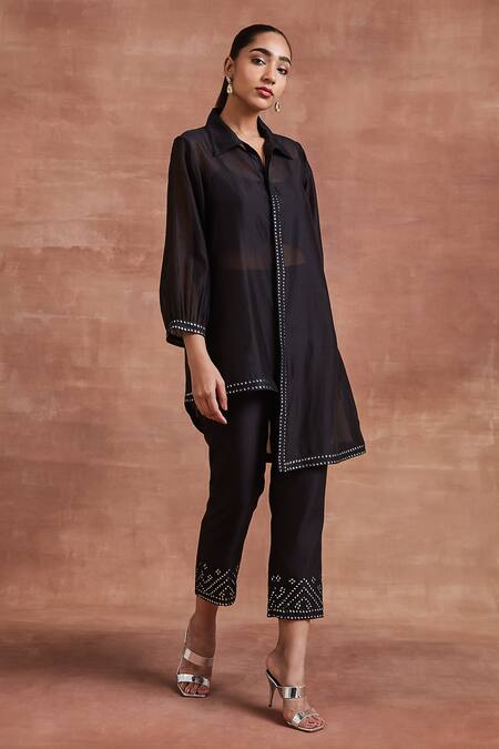 Sue Mue_Black Chanderi Silk Mirrors Collared Kunja Work Shirt And Pant Set _Online_at_Aza_Fashions
