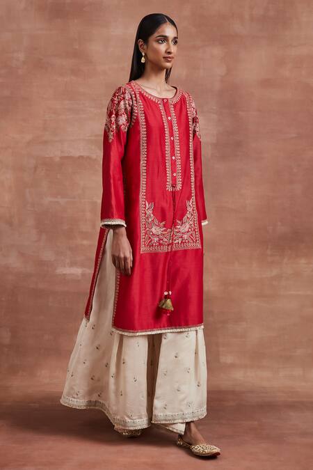 Sue Mue Red Chanderi Silk Embroidery Round Neck Dipal Kurta And Palazzo Set Online at Aza Fashions Sue Mue_Red Chanderi Silk Embroidery Round Neck Dipal Kurta And Palazzo Set _Online_at_Aza_Fashions