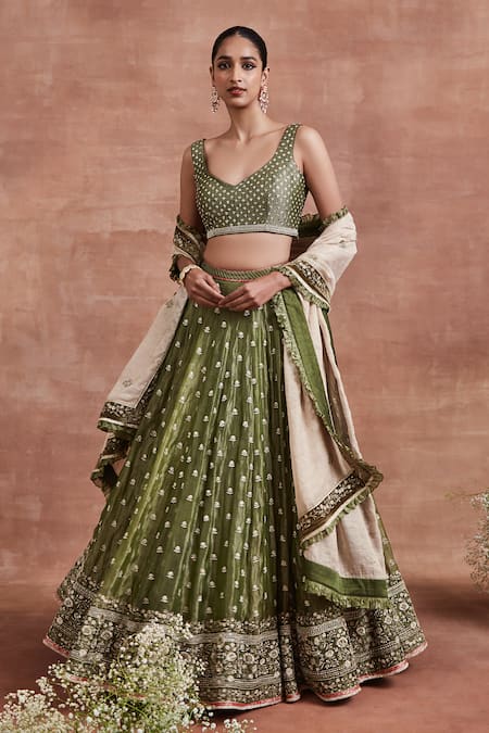 Sue Mue Green Tissue Silk Woven Dharini Pearl Embroidered Bridal Lehenga Set For Women