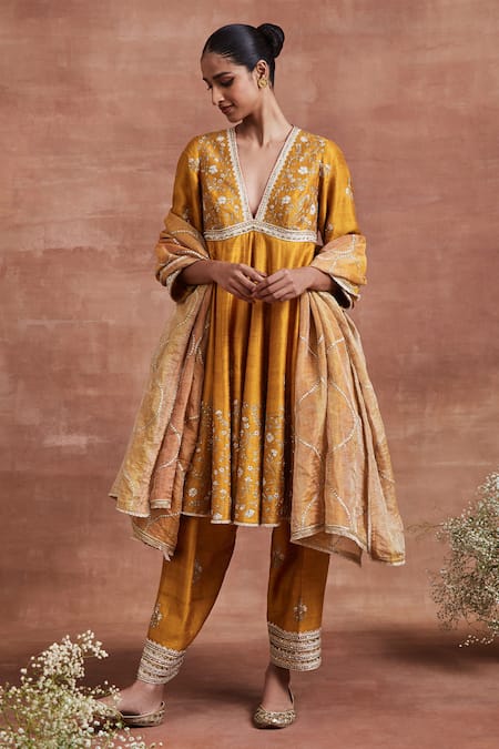 Sue Mue Yellow Handwoven Raw Silk Embroidery Thread Archisha Floral Jaal Anarkali Set 