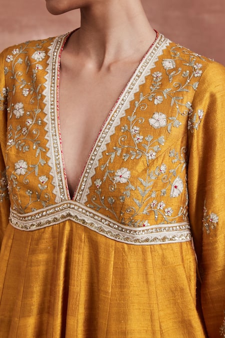 Sue Mue Yellow Linen, Silk Embroidery, Sequins Plunge Archisha Floral Jaal Anarkali Set Online at Aza Fashions Sue Mue_Yellow Linen, Silk Embroidery, Sequins Plunge Archisha Floral Jaal Anarkali Set _Online_at_Aza_Fashions
