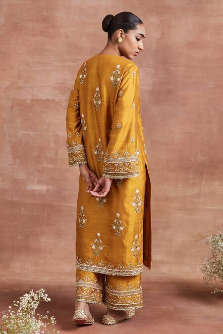 Sue Mue Yellow Cotton, Silk Embroidery Split V-neck Adah Thread Work Kurta Palazzo Set Online at Aza Fashions Sue Mue_Yellow Cotton, Silk Embroidery Split V-neck Adah Thread Work Kurta Palazzo Set _Online_at_Aza_Fashions