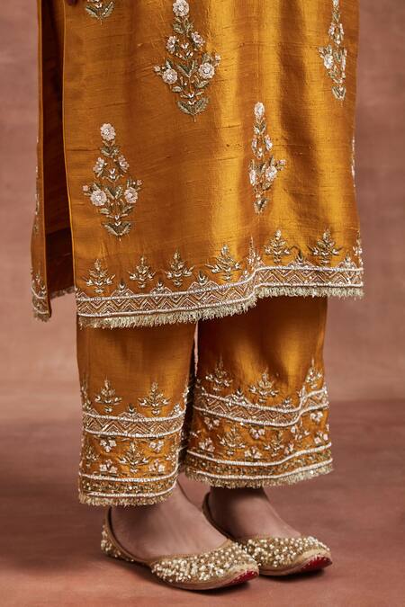 Shop Sue Mue Yellow Cotton, Silk Embroidery Split V-neck Adah Thread Work Kurta Palazzo Set Online at Aza Fashions Shop_Sue Mue_Yellow Cotton, Silk Embroidery Split V-neck Adah Thread Work Kurta Palazzo Set _Online_at_Aza_Fashions