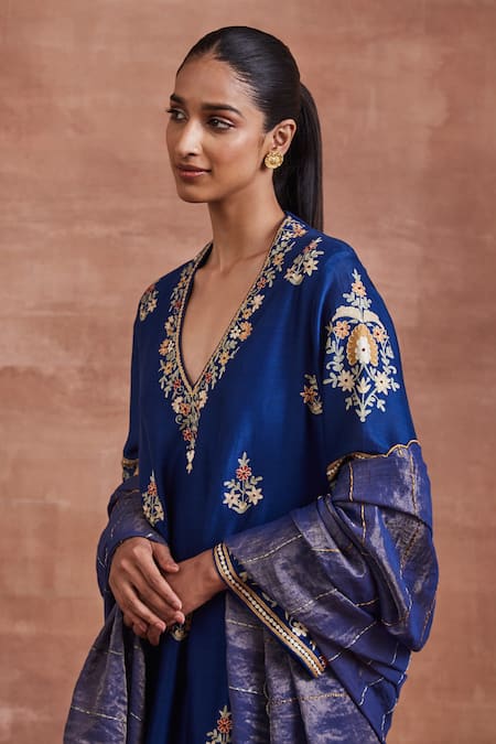 Sue Mue Blue Handloom Cotton, Silk, Kavya Aari Work Kurta Set Online at Aza Fashions Sue Mue_Blue Handloom Cotton, Silk, Kavya Aari Work Kurta Set _Online_at_Aza_Fashions