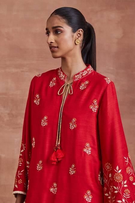 Buy Sue Mue Red Mohair, Silk Embroidery Keyhole Aarti Floral Patchwork Kurta And Salwar Set Online at Aza Fashions Buy_Sue Mue_Red Mohair, Silk Embroidery Keyhole Aarti Floral Patchwork Kurta And Salwar Set _Online_at_Aza_Fashions