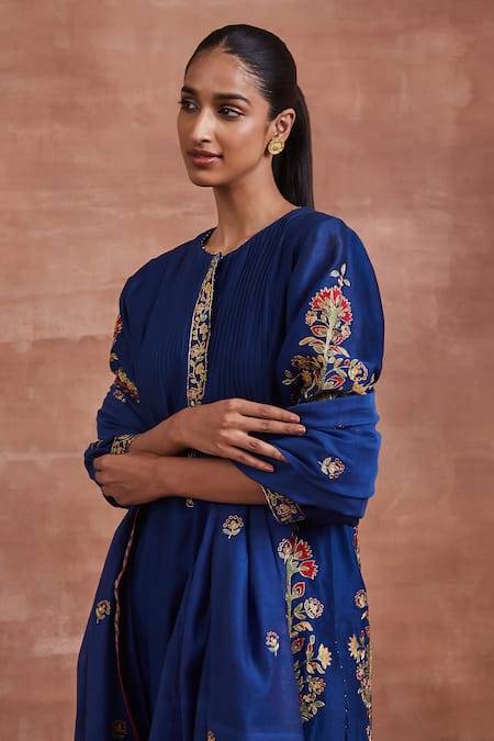 Buy Sue Mue Blue Chanderi Silk, Cotton, Chanderi, Muslin Malay Thread Pintucked Kurta Set Online at Aza Fashions Buy_Sue Mue_Blue Chanderi Silk, Cotton, Chanderi, Muslin Malay Thread Pintucked Kurta Set _Online_at_Aza_Fashions