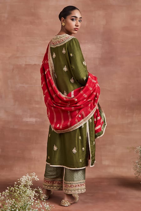 Shop Sue Mue Green Tussar, Silk Embroidery, Lace Keyhole Neck Charita Dori Kurta Pant Set at Aza Fashions Shop_Sue Mue_Green Tussar, Silk Embroidery, Lace Keyhole Neck Charita Dori Kurta Pant Set _at_Aza_Fashions