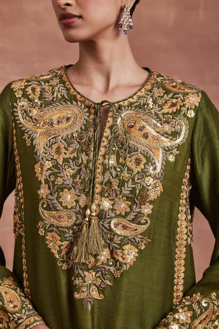 Buy Sue Mue Green Handloom Cotton, Silk, Linen Sequins, Veda Zardozi Kurta Palazzo Set Online at Aza Fashions Buy_Sue Mue_Green Handloom Cotton, Silk, Linen Sequins, Veda Zardozi Kurta Palazzo Set _Online_at_Aza_Fashions