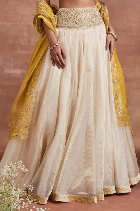 Buy HALFSAREE STUDIO Women Cream and Silver Zari Banarasi Silk and Net  Lehenga with Unstitched Blouse and Dupatta Online at Best Prices in India -  JioMart.