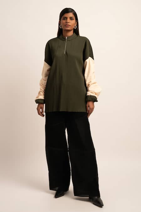 Siddhant Agrawal Green Cotton, Polyester Bandeau Neck Modern Catalyst Colorblock Jumper Online at Aza Fashions Siddhant Agrawal_Green Cotton, Polyester Bandeau Neck Modern Catalyst Colorblock Jumper _Online_at_Aza_Fashions