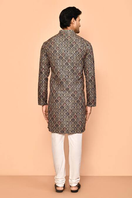 Shop_Arihant Rai Sinha_Green Cotton Embroidery Acanthus Bloom Print Kurta _at_Aza_Fashions