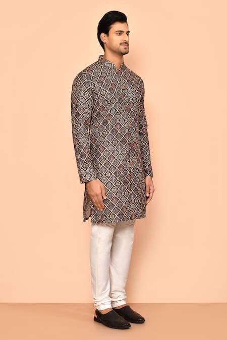 Arihant Rai Sinha_Green Cotton Embroidery Acanthus Bloom Print Kurta _at_Aza_Fashions