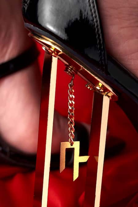 Buy_Tiesta_Black Chains T Bar Metallic Block Heels 