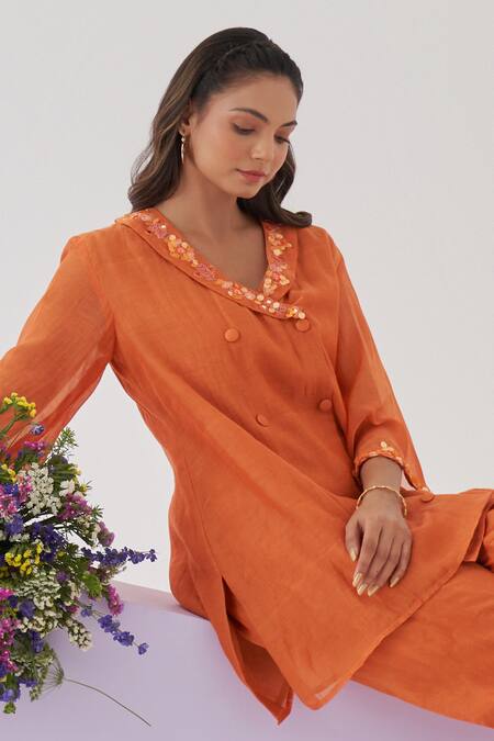 Buy_Shipraa Grover_Orange Chanderi Embroidery, Sequins Collared, Dariya Mul Kurta And Pant Set _Online_at_Aza_Fashions