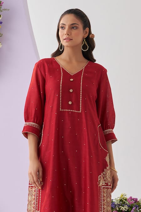Shipraa Grover_Red Chanderi Sequins, Metallic Thread V-neck Fiza Embroidered Kurta And Pant Set _Online_at_Aza_Fashions