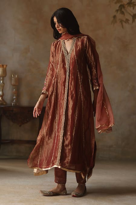 Buy Begum Orange Silk, Organza, Satin Gota Patti, Embroidery, Asma Fleur Kurta Pant Set Online at Aza Fashions Buy_Begum_Orange Silk, Organza, Satin Gota Patti, Embroidery, Asma Fleur Kurta Pant Set _Online_at_Aza_Fashions