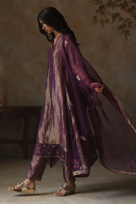 Shop Begum Purple Silk, Organza, Tissue Ayat Resham Butti Asymmetric Kurta Pant Set Online at Aza Fashions Shop_Begum_Purple Silk, Organza, Tissue Ayat Resham Butti Asymmetric Kurta Pant Set _Online_at_Aza_Fashions