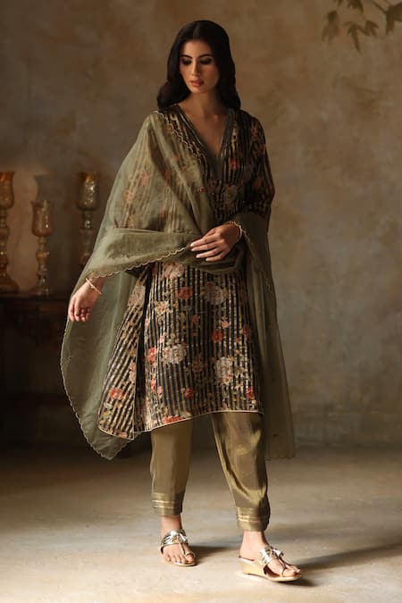 Buy_Begum_Black Silk, Organza, Satin Ikai Striped Botanic Fleur Pattern Kurta Pant Set _Online_at_Aza_Fashions