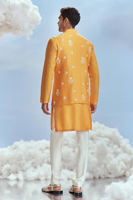 Nachiket Barve Floral Embroidered Bundi Kurta Set 