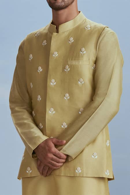 Nachiket Barve_Green Silk, Spandex Embroidery Floral Bundi Kurta Set _Online_at_Aza_Fashions