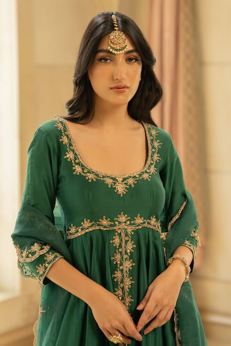 Buy Paulmi And Harsh Green Chiffon, Tissue Embroidery Round Neck Anarkali Pant Set Online at Aza Fashions Buy_Paulmi And Harsh_Green Chiffon, Tissue Embroidery Round Neck Anarkali Pant Set _Online_at_Aza_Fashions