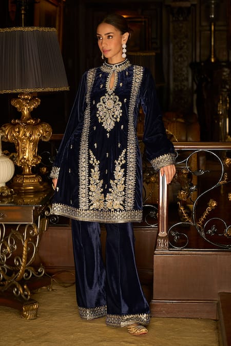 LASHKARAA Velvet Embroidered A Line Kurta & Flared Pant Set 