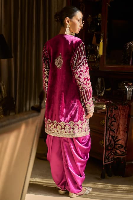 Lashkaraa Embroidered Magenta Dhoti Pant & Jacket Set 